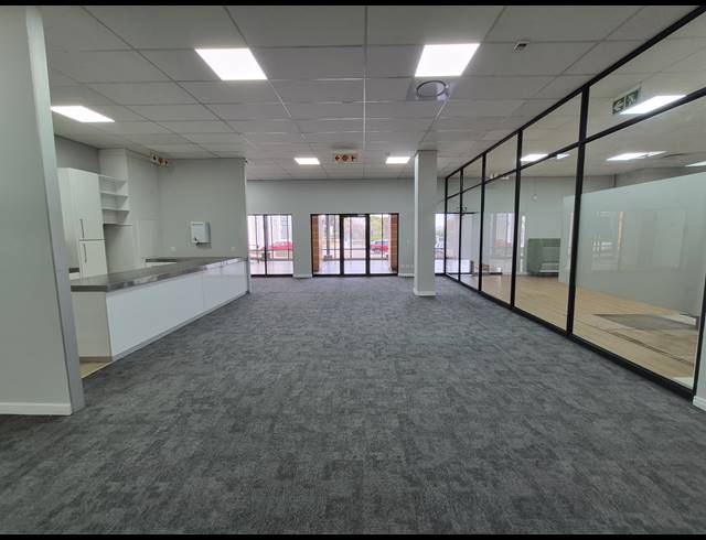 439M² OFFICE TO LET IN RIVONIA